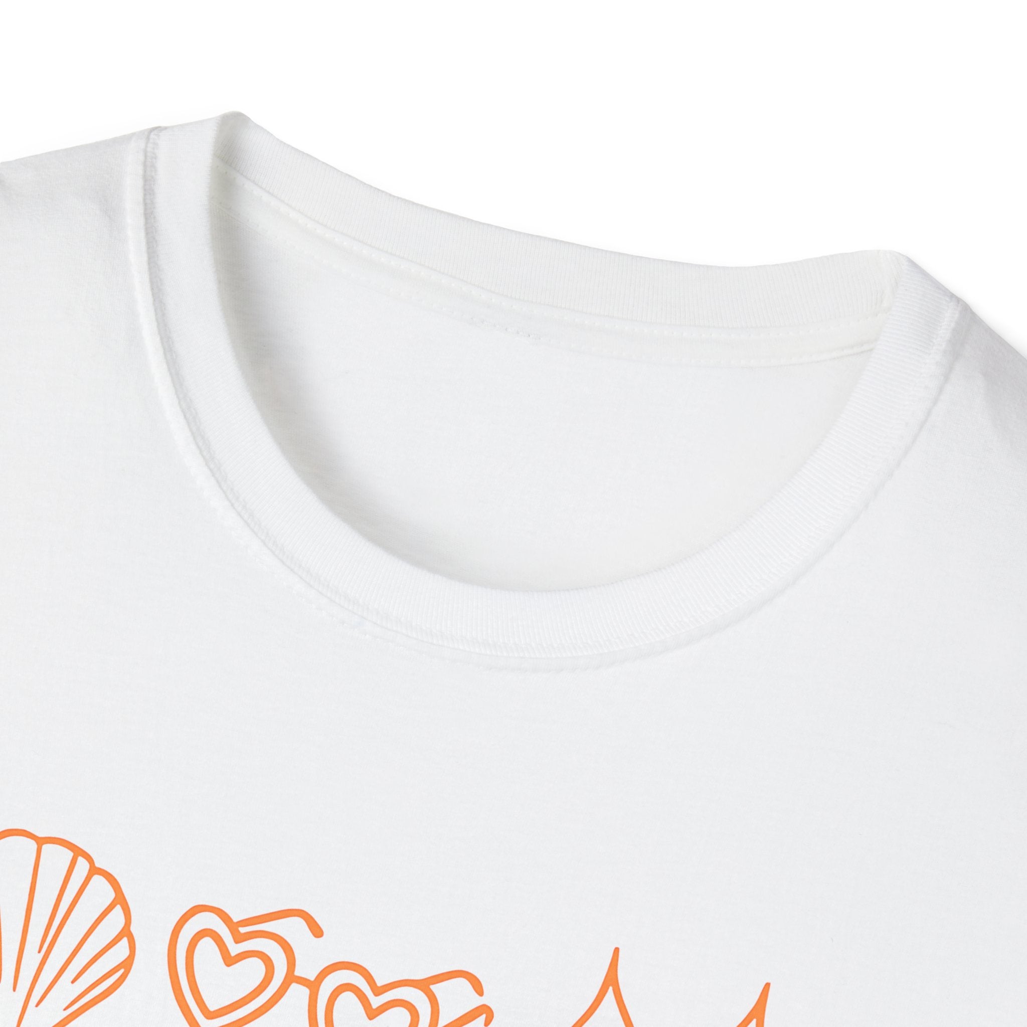 Beach Graphic Tee - Feelin Beachy Shirt