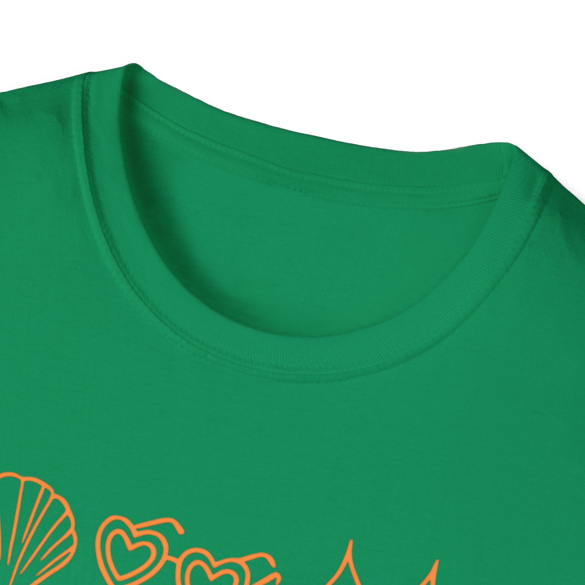 Beach Graphic Tee - Feelin Beachy Shirt